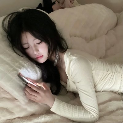 触碰的双手 海报